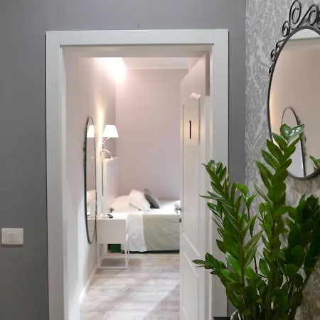 Bed And 2* Rome